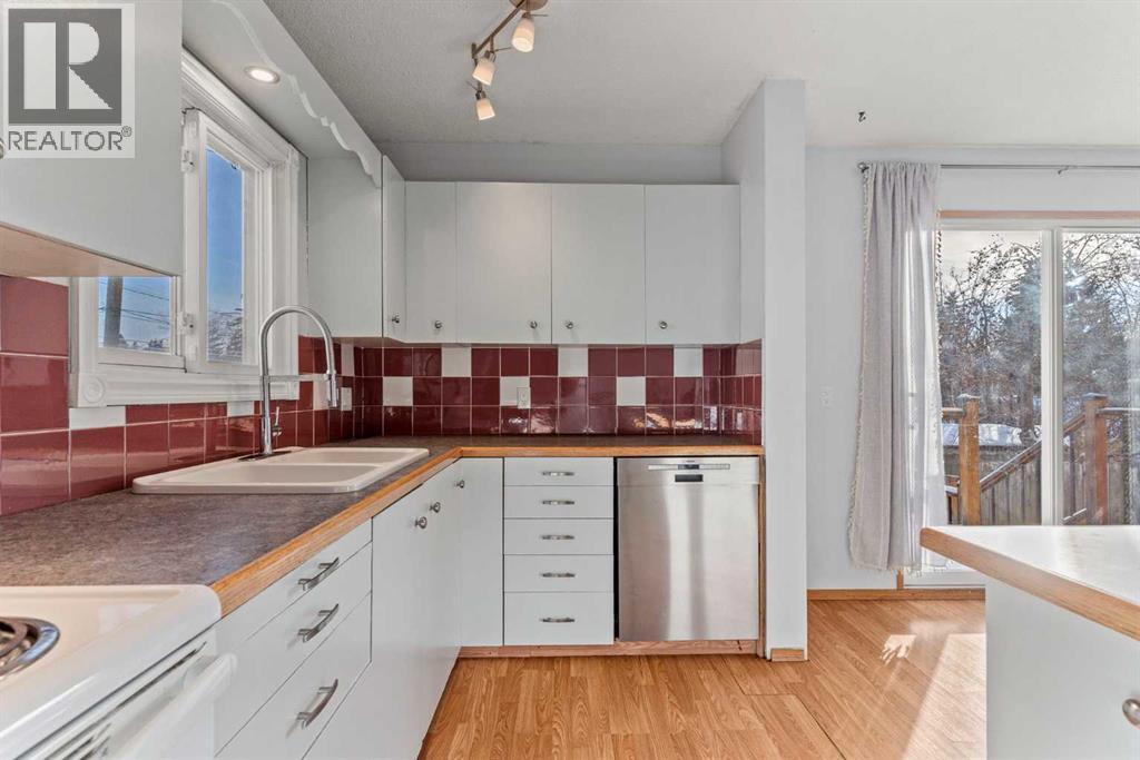 Single Family House for Sale in   Street NW Bowness Calgary 