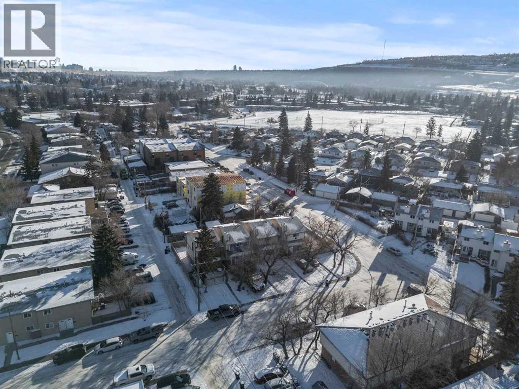 Single Family House for Sale in   Street NW Bowness Calgary 