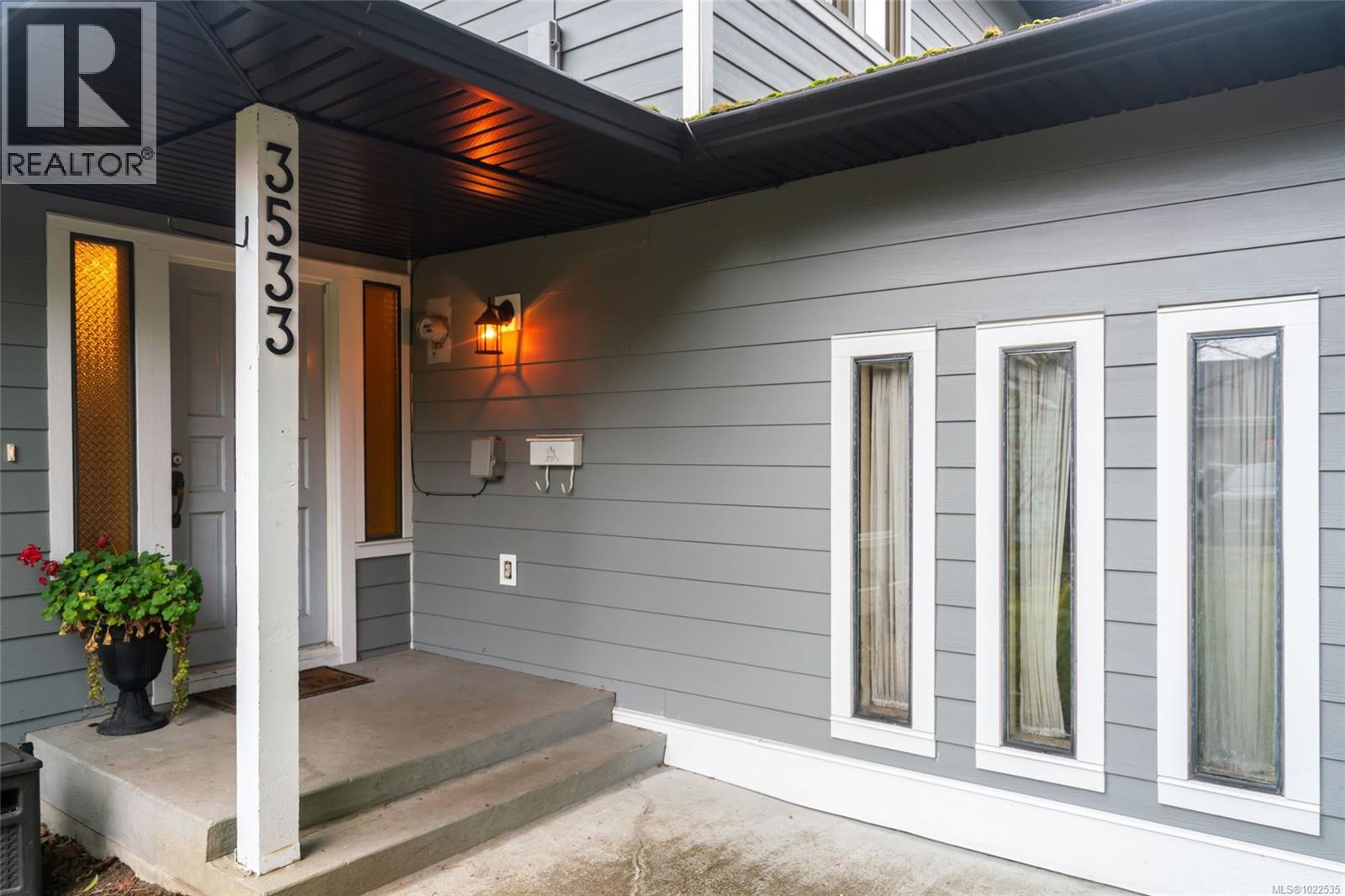 3533 Fairview Dr, Nanaimo