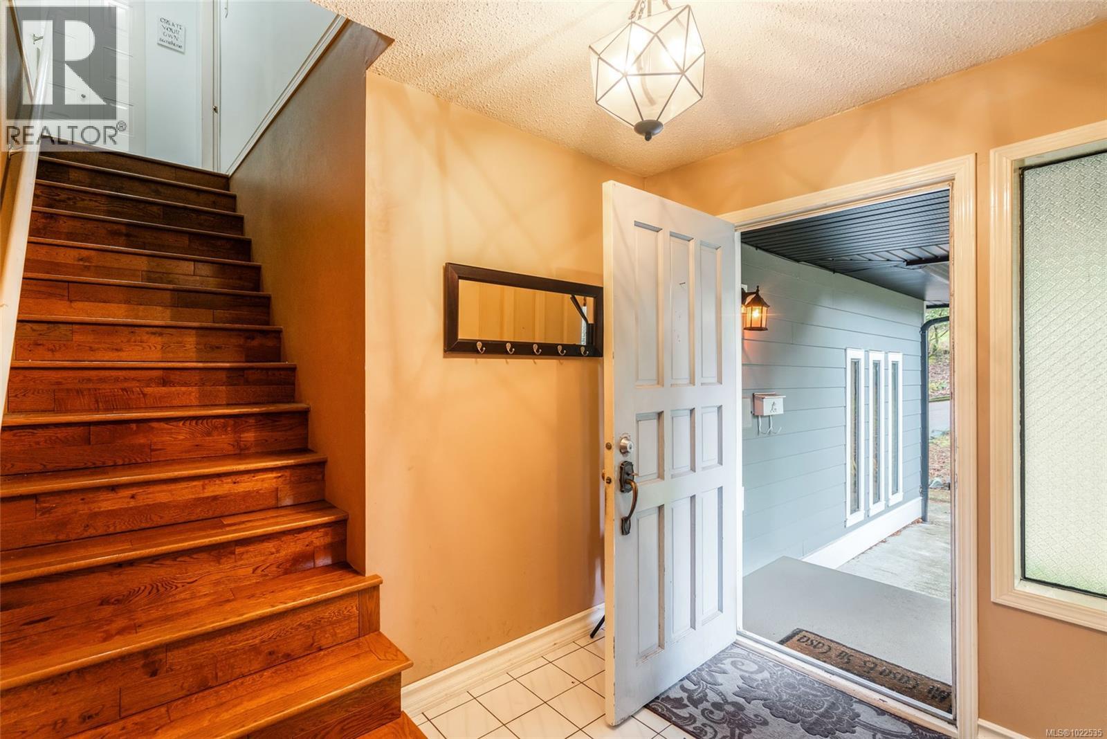 3533 Fairview Dr, Nanaimo