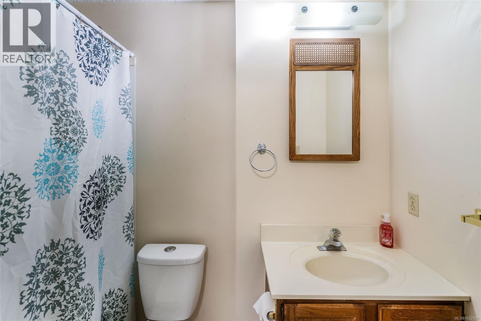 3533 Fairview Dr, Nanaimo