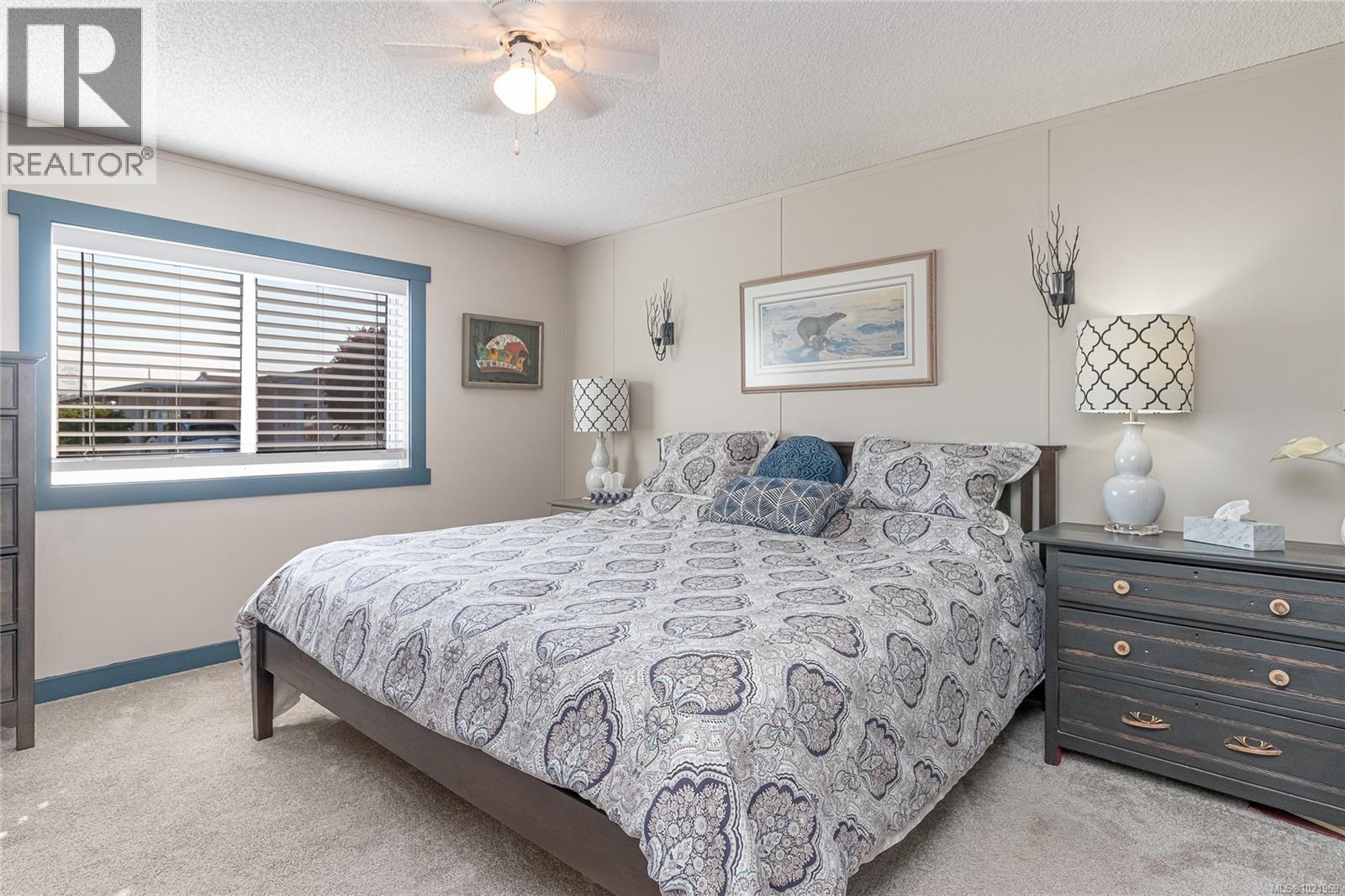 #42 450 STANFORD AVE E - 28