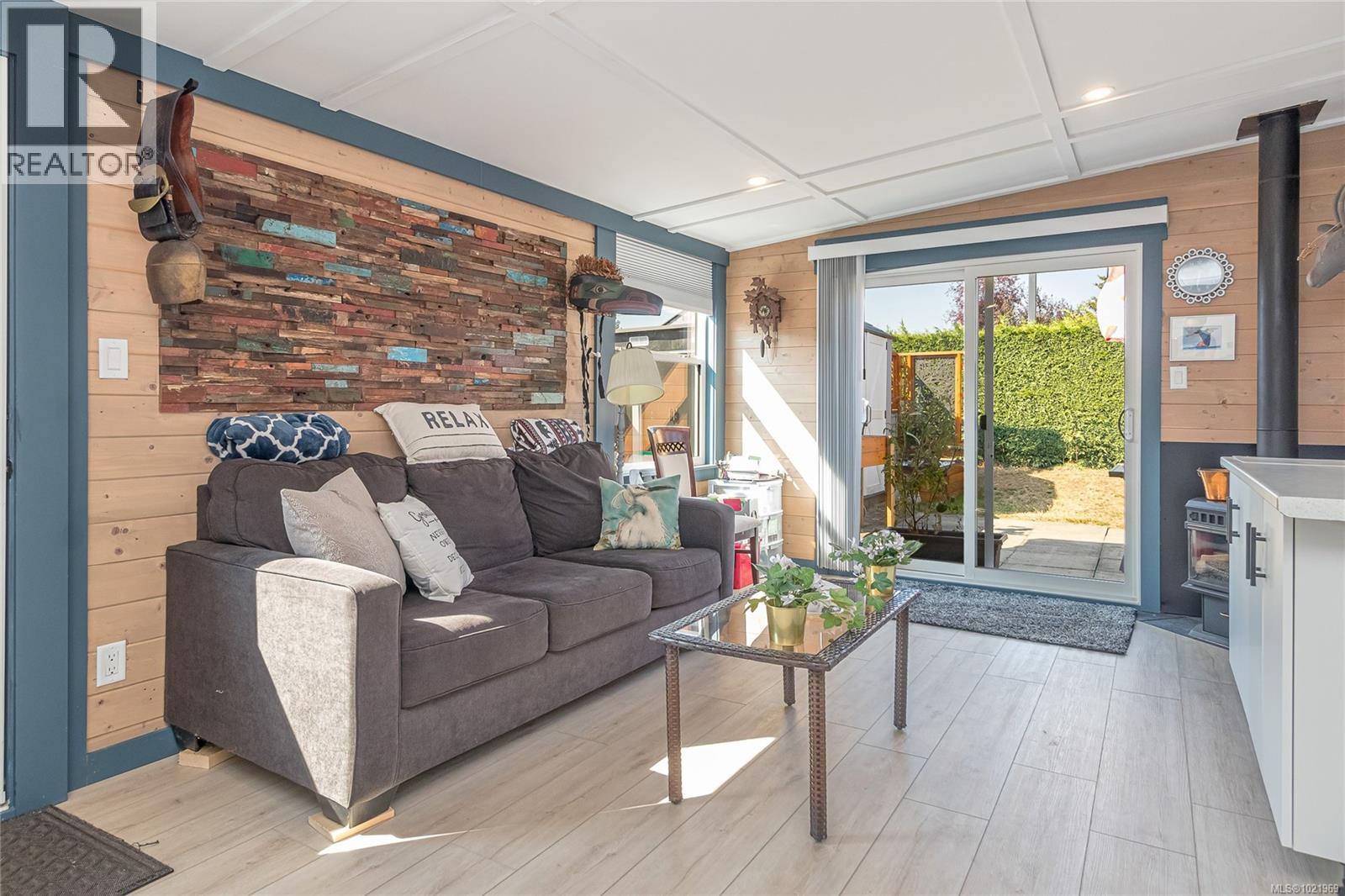 #42 450 STANFORD AVE E - 5