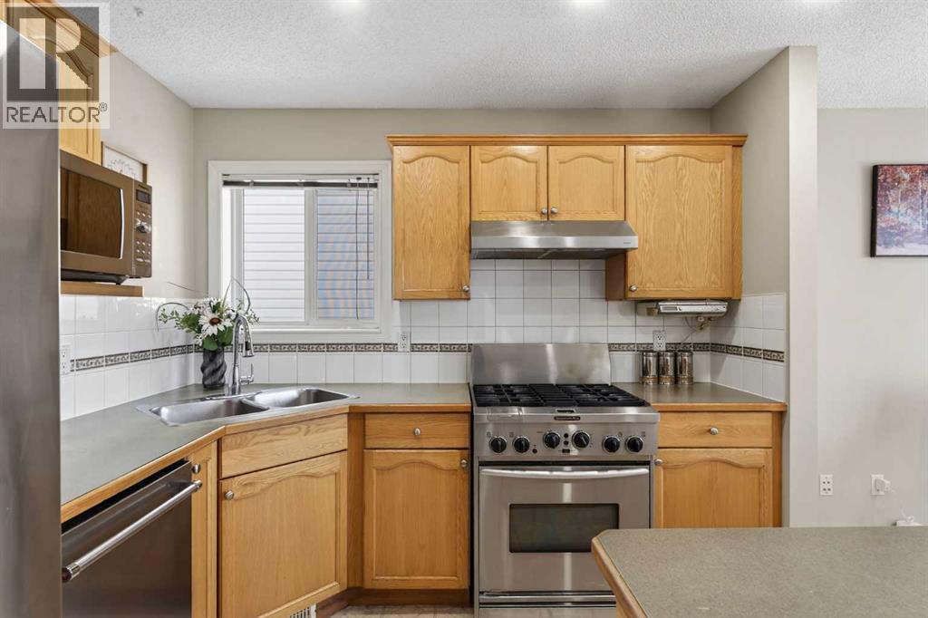 Single Family House for Sale in  Tarington Close NE Taradale Calgary 