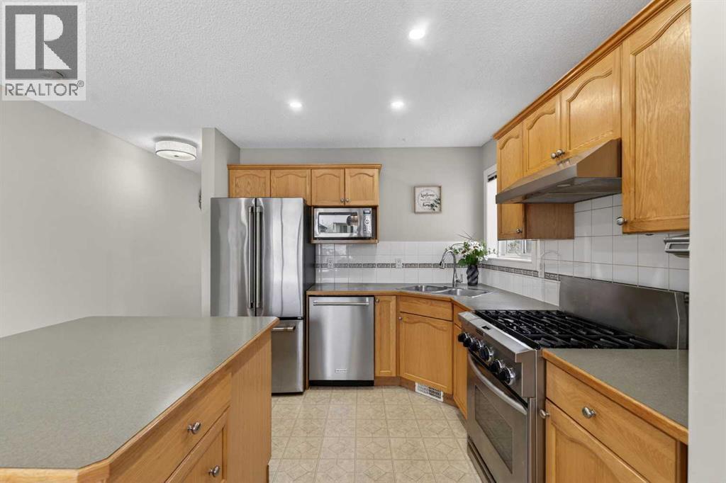 Single Family House for Sale in  Tarington Close NE Taradale Calgary 