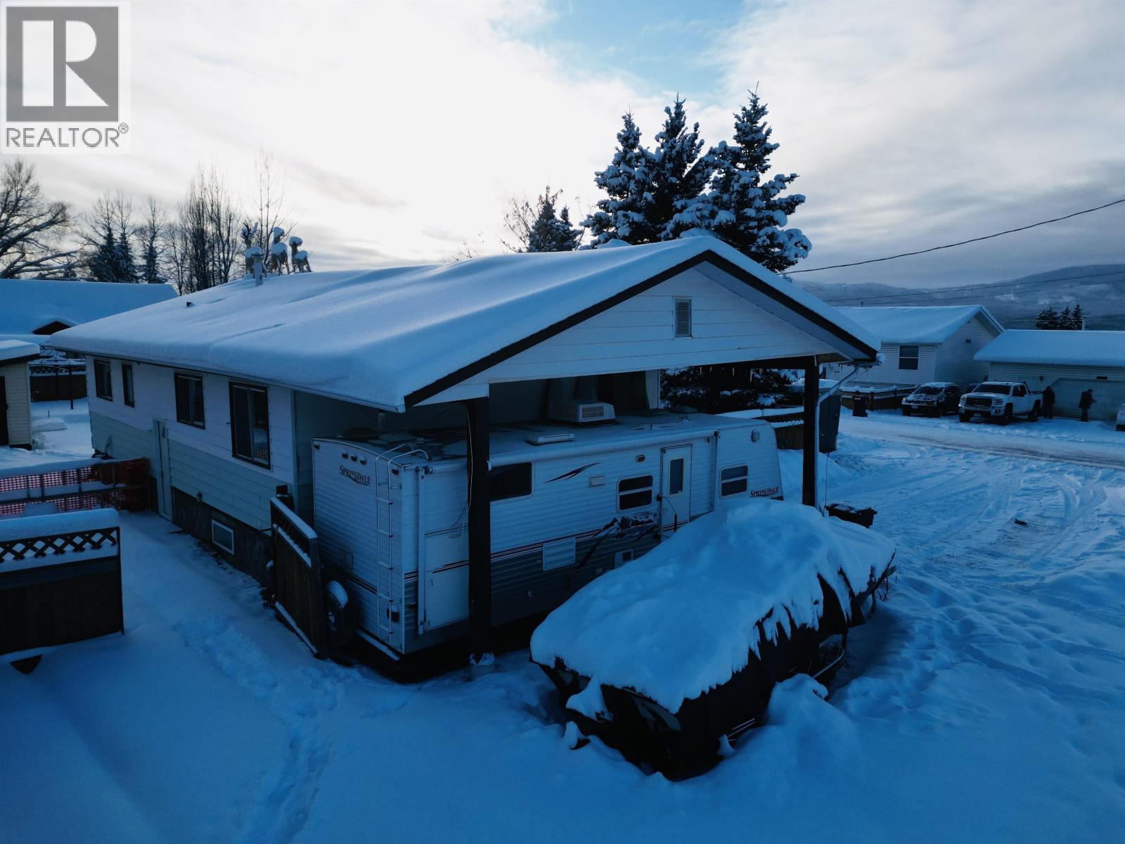 275 9TH AVENUE - 2
