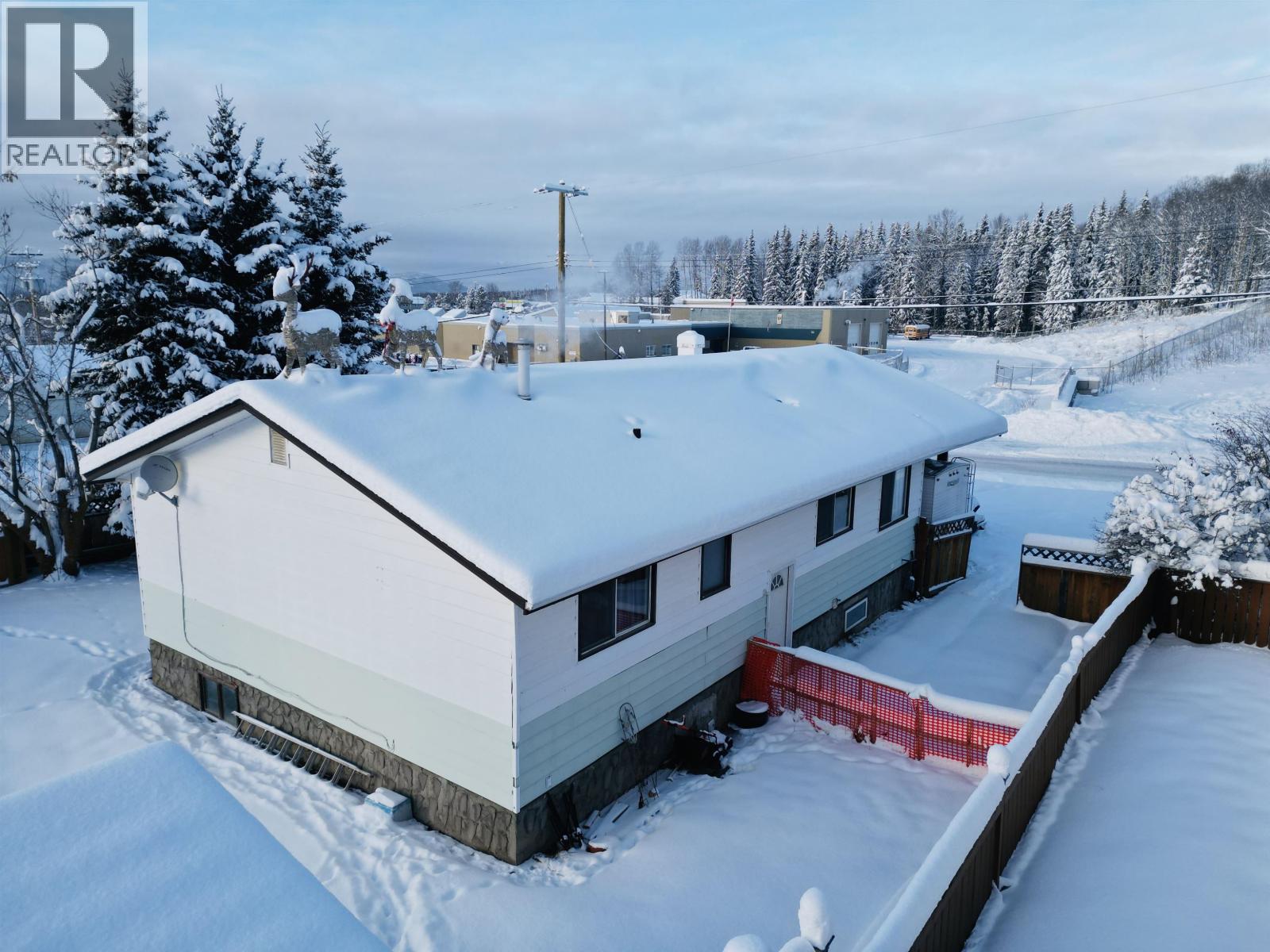 275 9TH AVENUE - 3