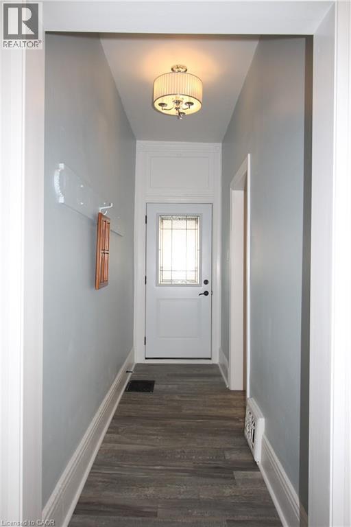 19 EMERALD STREET N - 13