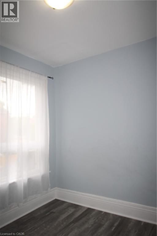 19 EMERALD STREET N - 19