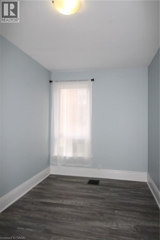 19 EMERALD STREET N - 20