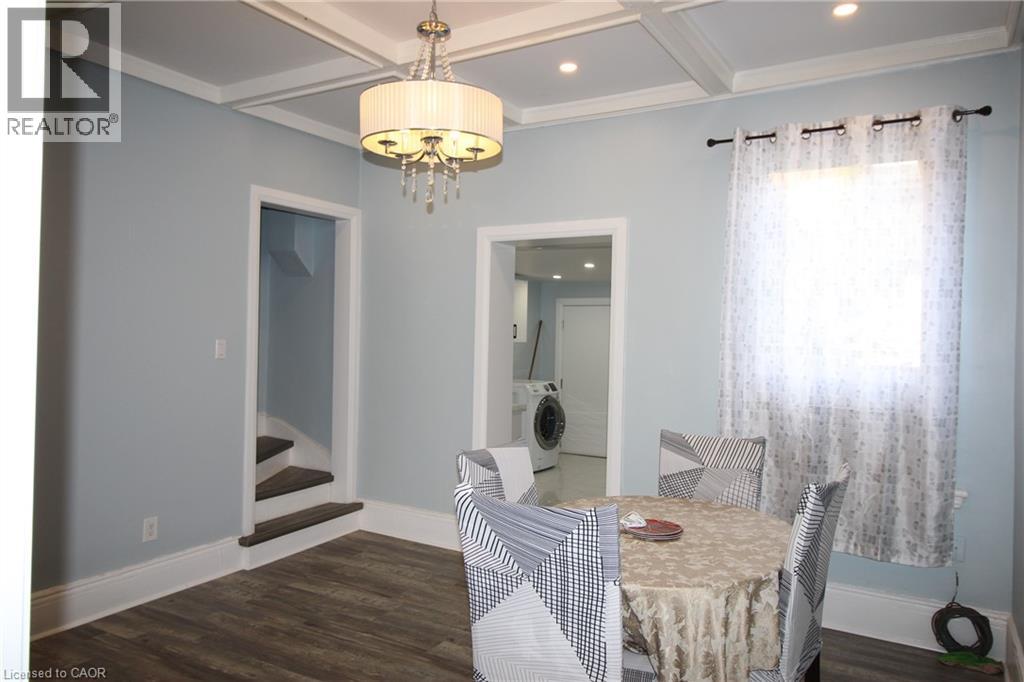 19 EMERALD STREET N - 5