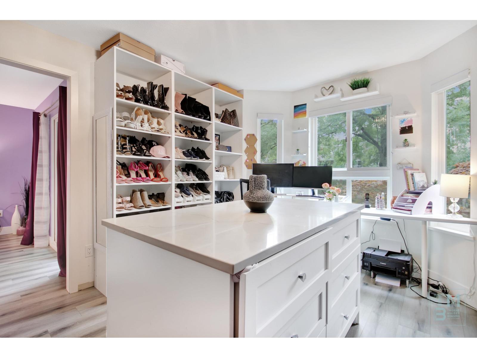 213 19721 64 AVENUE, Langley