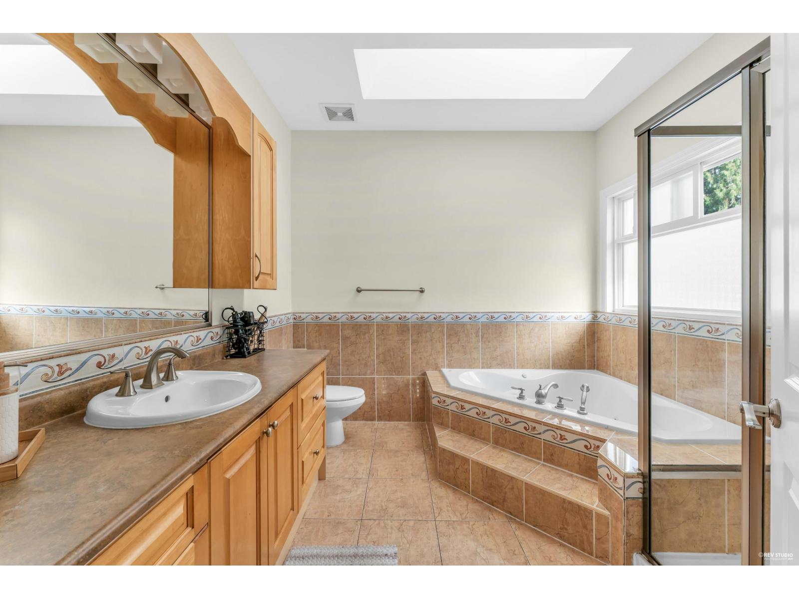 13239 89 AVENUE, Surrey