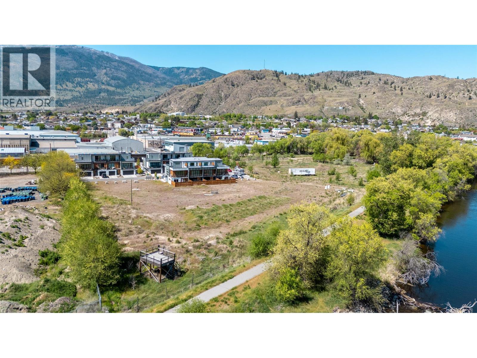 5995 Sawmill Road, Oliver