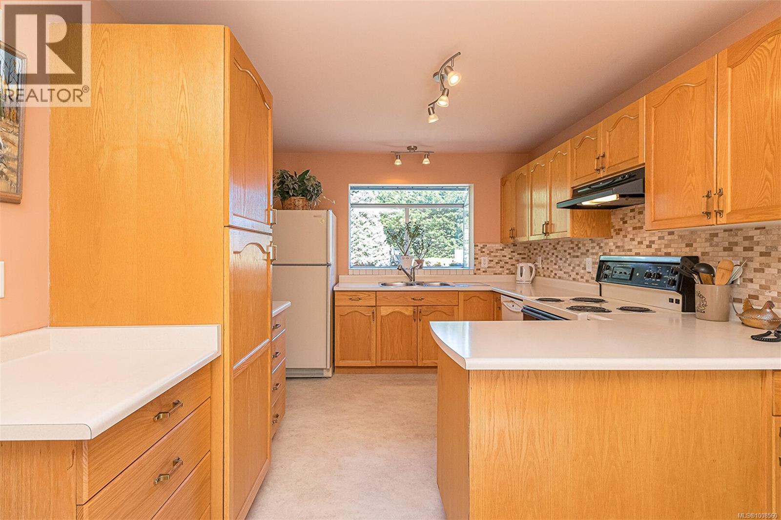 537 Fairways Pl, Cobble Hill