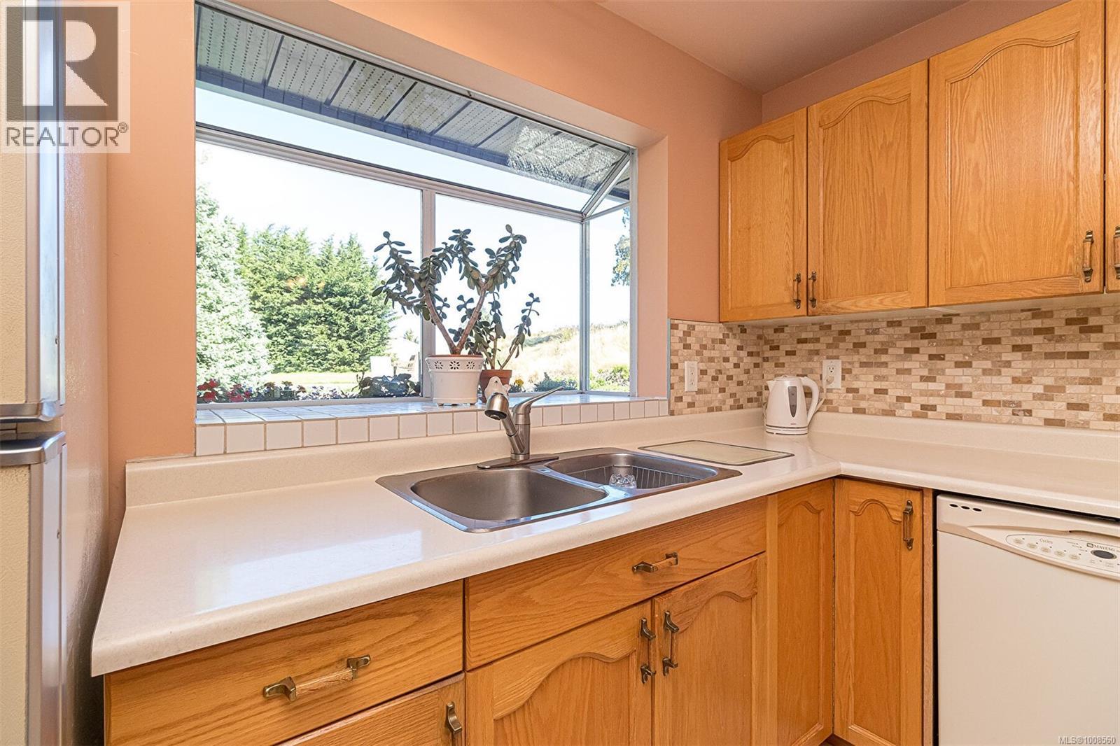 537 Fairways Pl, Cobble Hill