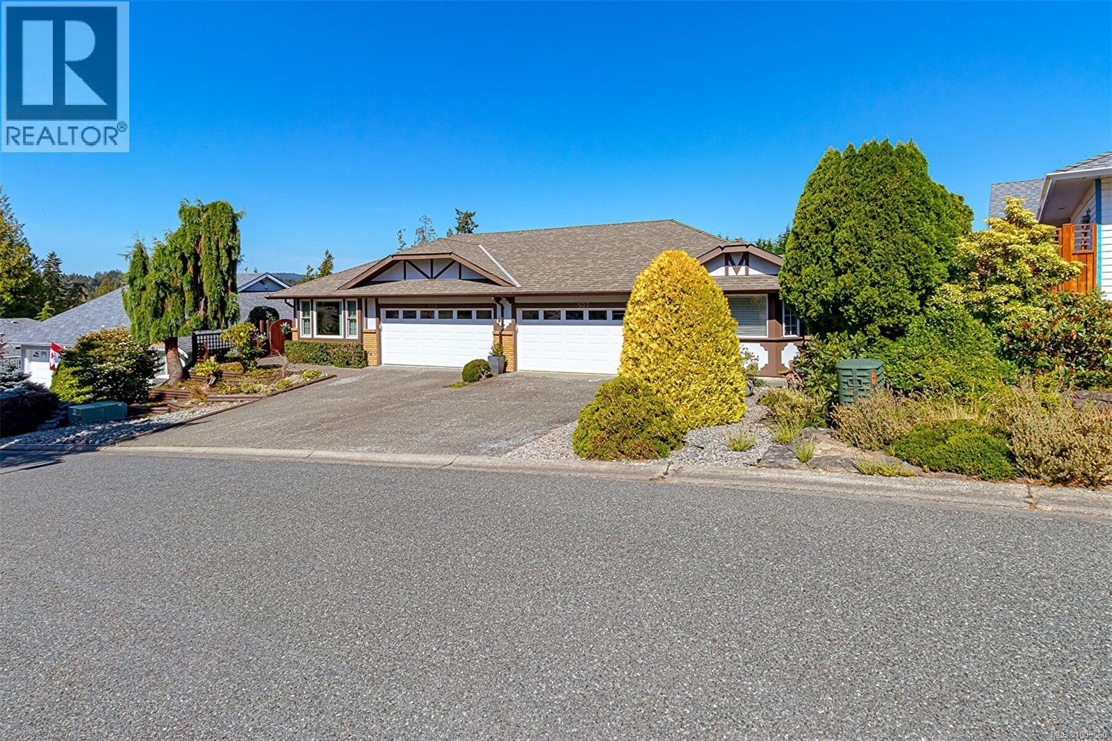 537 Fairways Pl, Cobble Hill