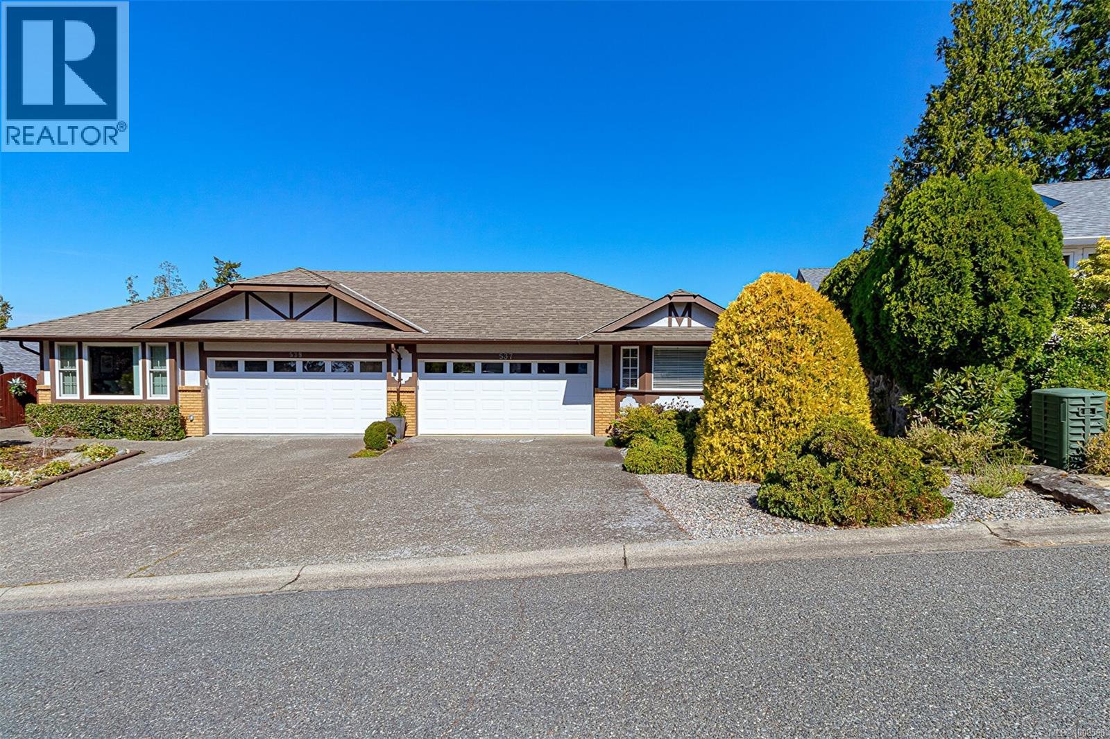 537 Fairways Pl, Cobble Hill