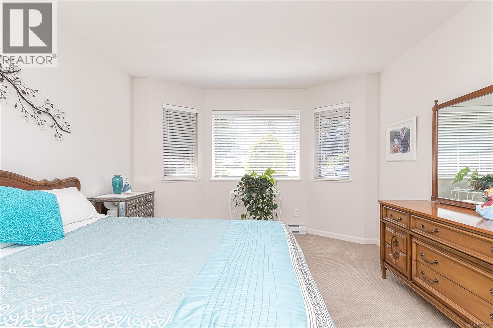 537 Fairways Pl, Cobble Hill