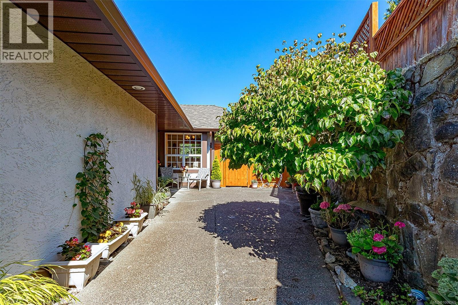 537 Fairways Pl, Cobble Hill