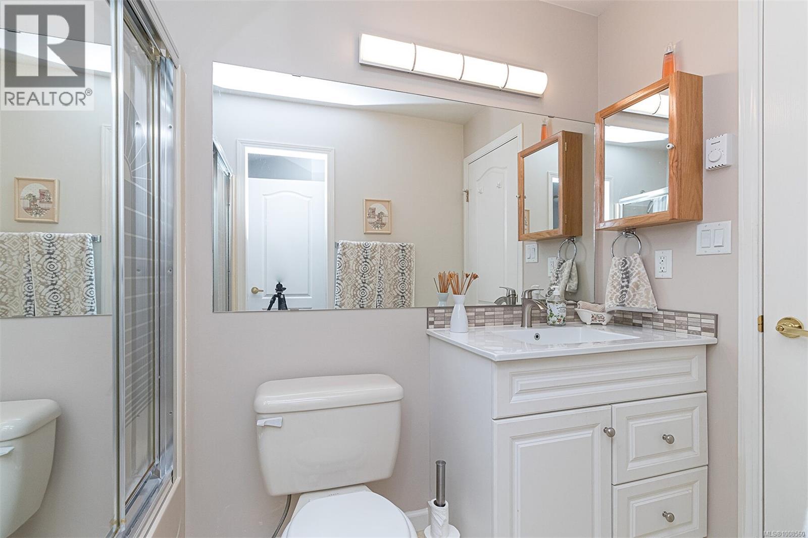 537 Fairways Pl, Cobble Hill