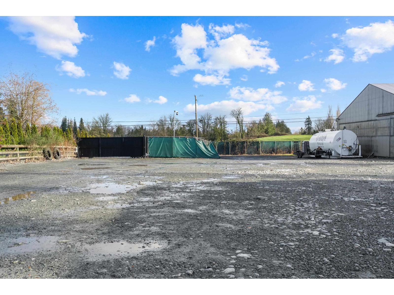 24733 16 AVENUE, Langley