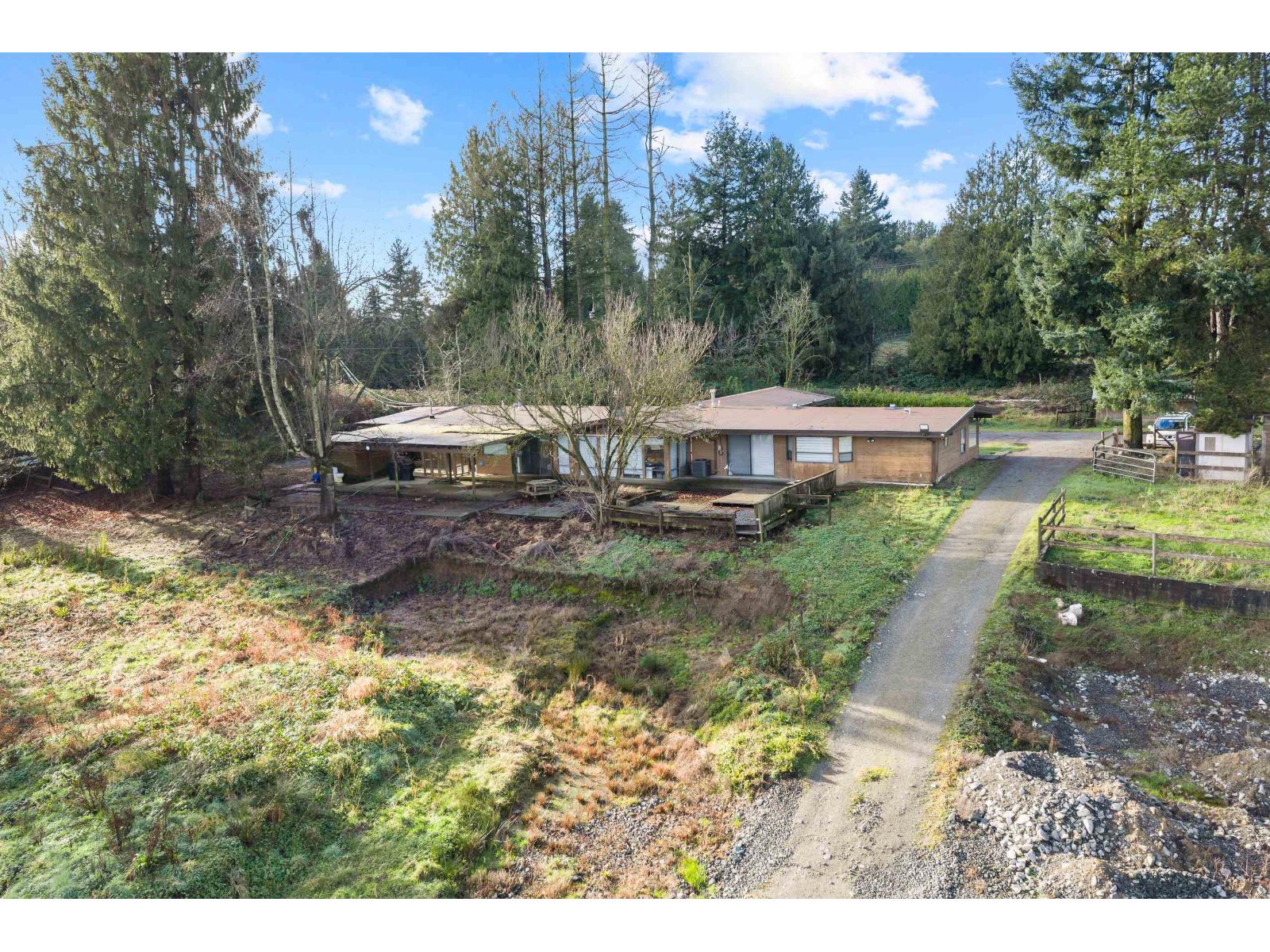 24733 16 AVENUE, Langley