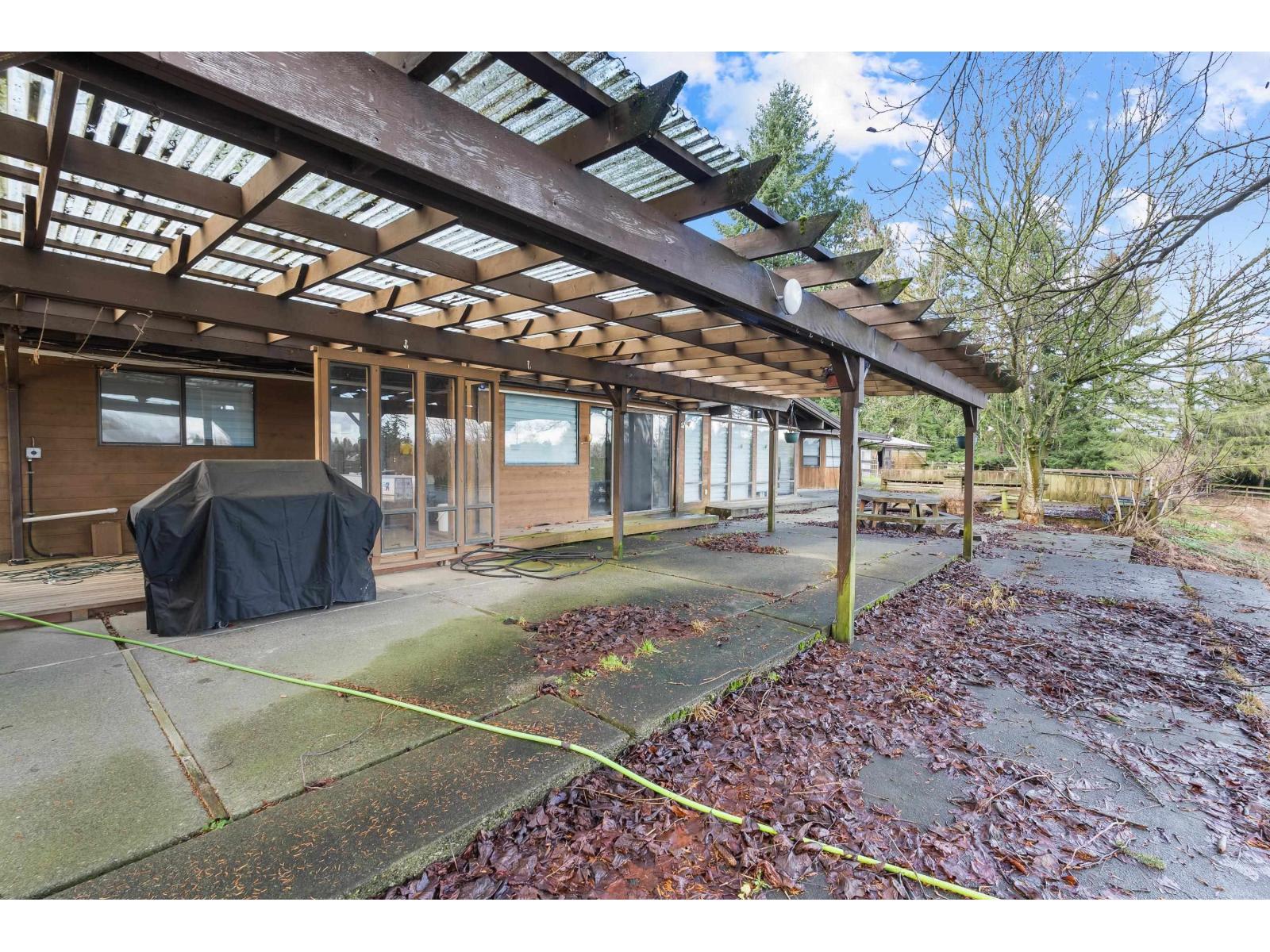 24733 16 AVENUE, Langley