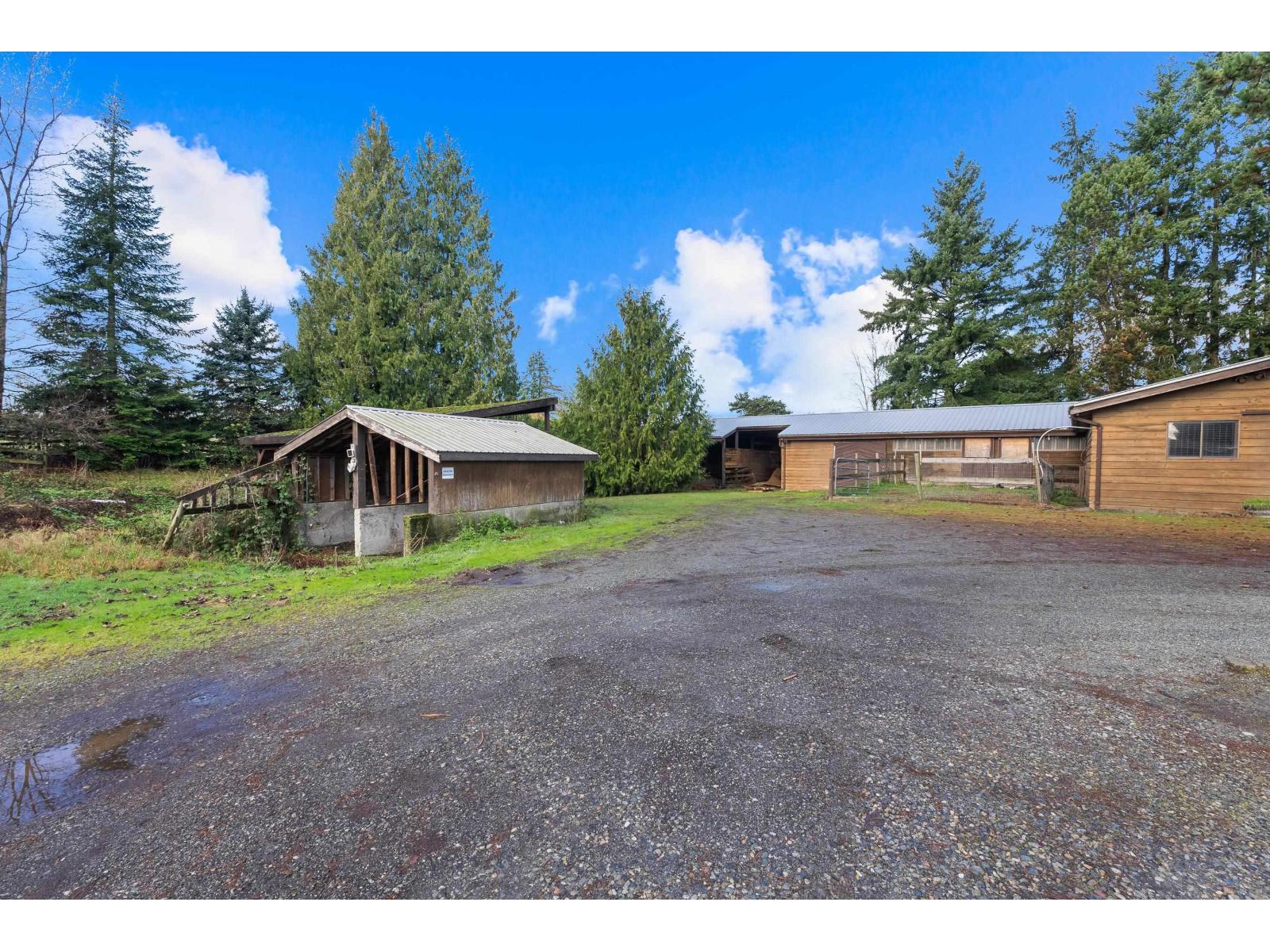 24733 16 AVENUE, Langley