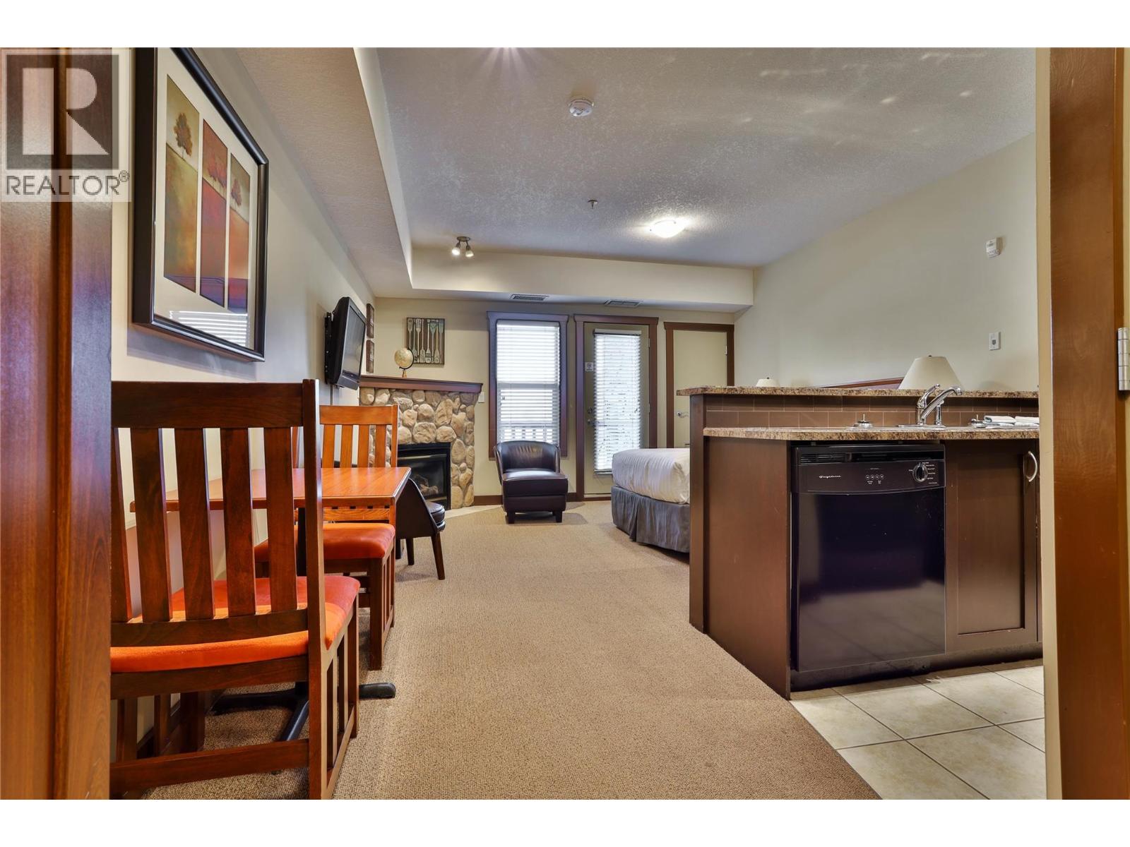 1500 MCDONALD Avenue Unit# 305, Fernie