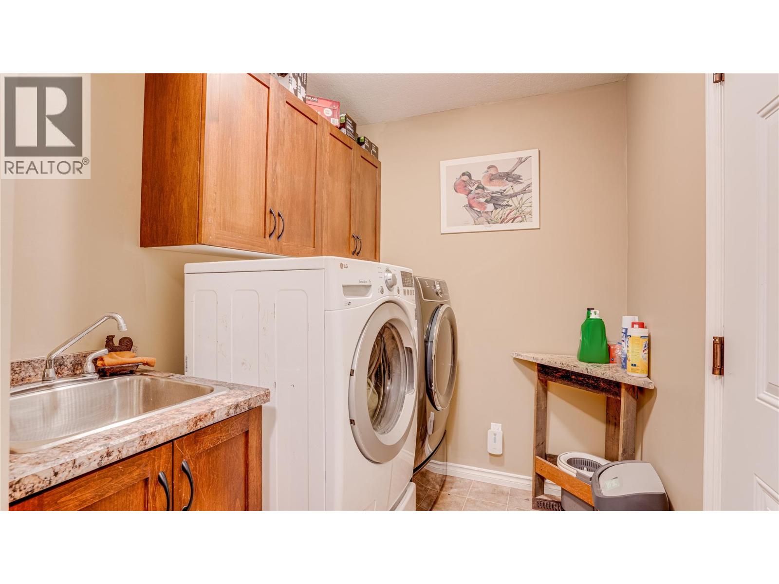 5648 Lynes Road, Falkland