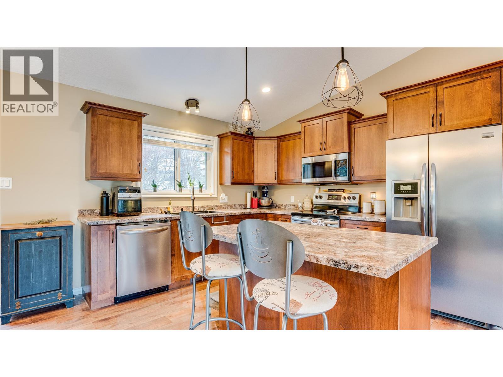 5648 Lynes Road, Falkland