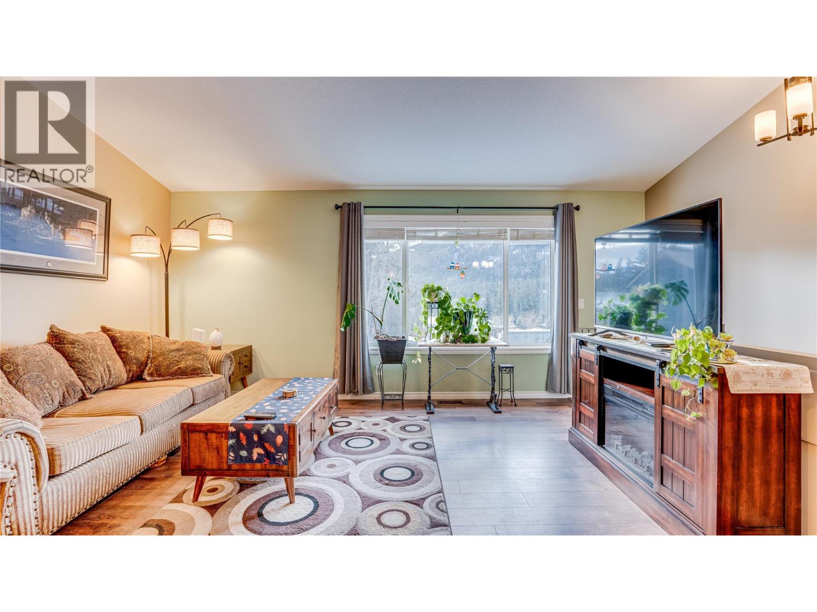 5648 Lynes Road, Falkland