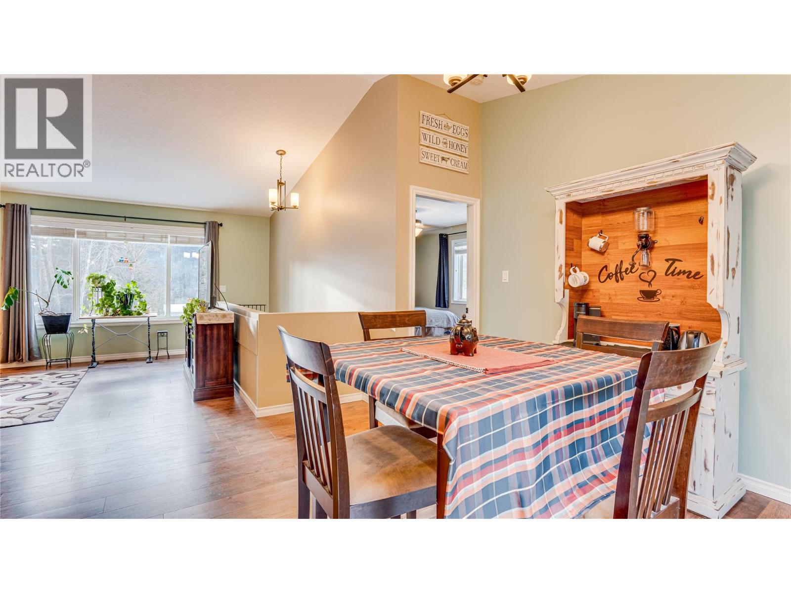 5648 Lynes Road, Falkland