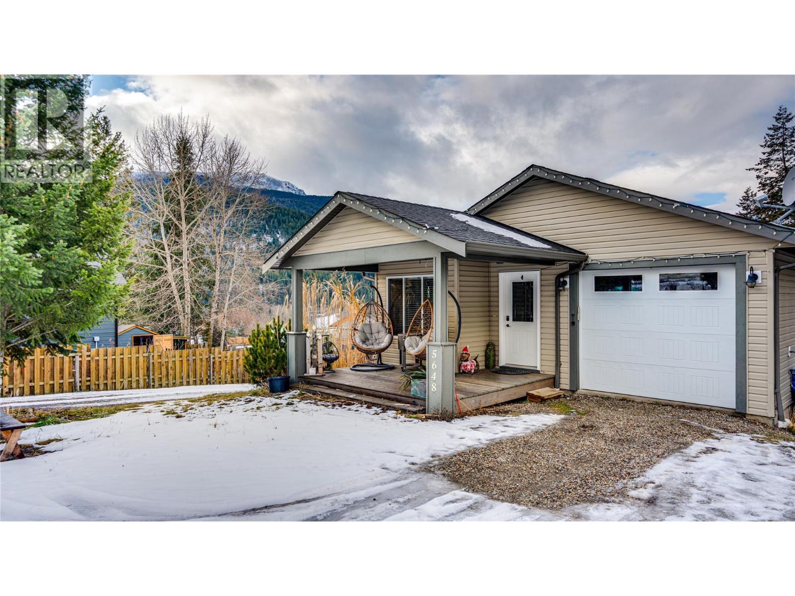 5648 Lynes Road, Falkland
