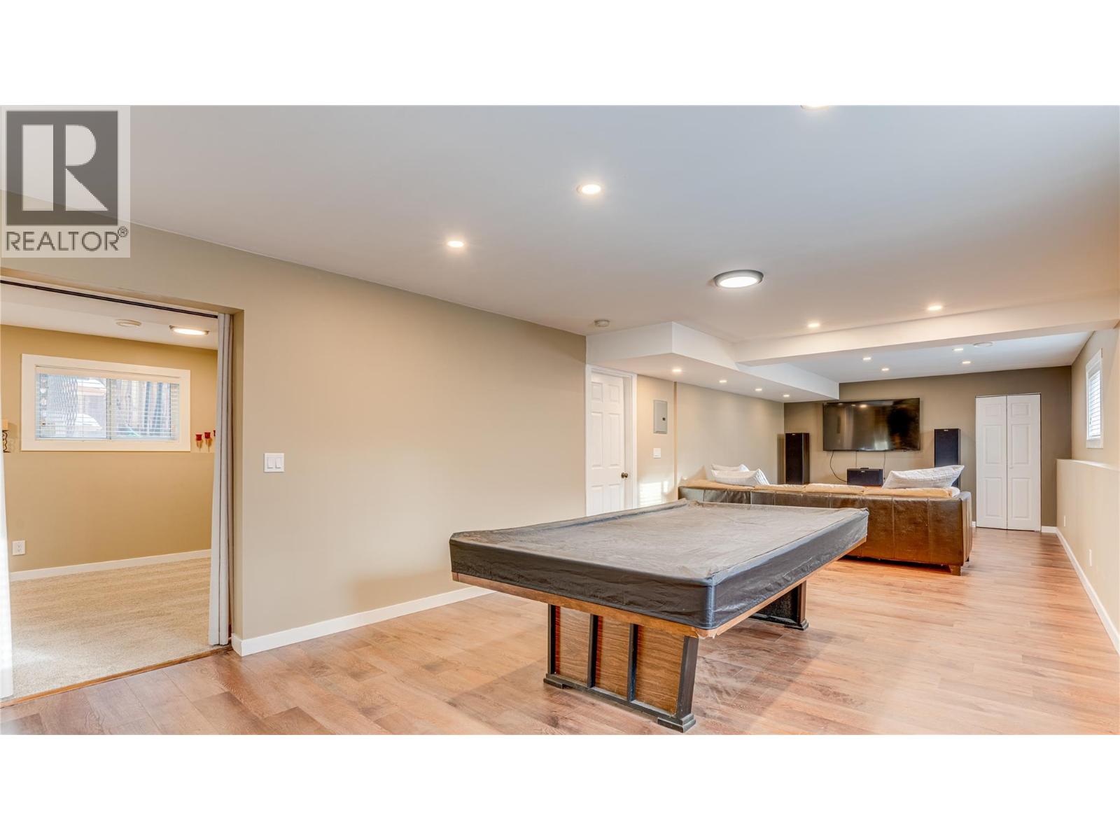 5648 Lynes Road, Falkland