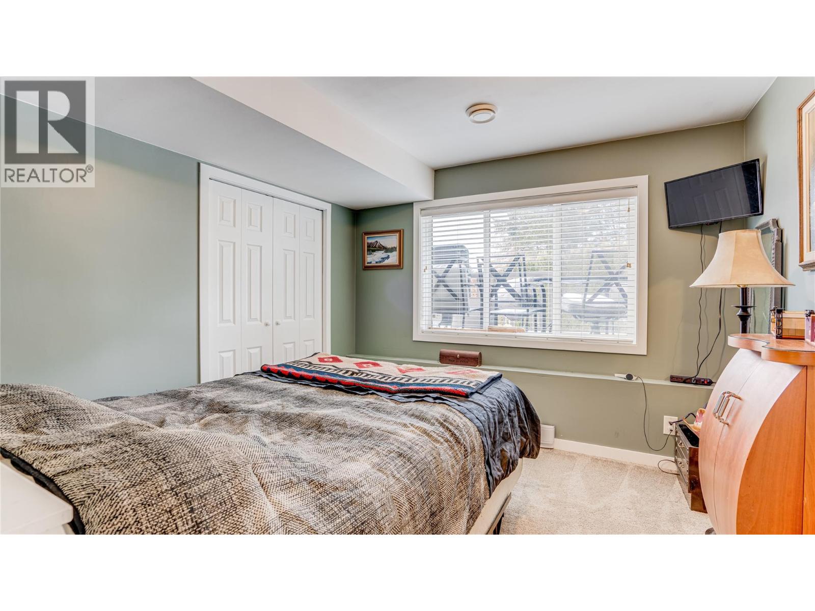 5648 Lynes Road, Falkland