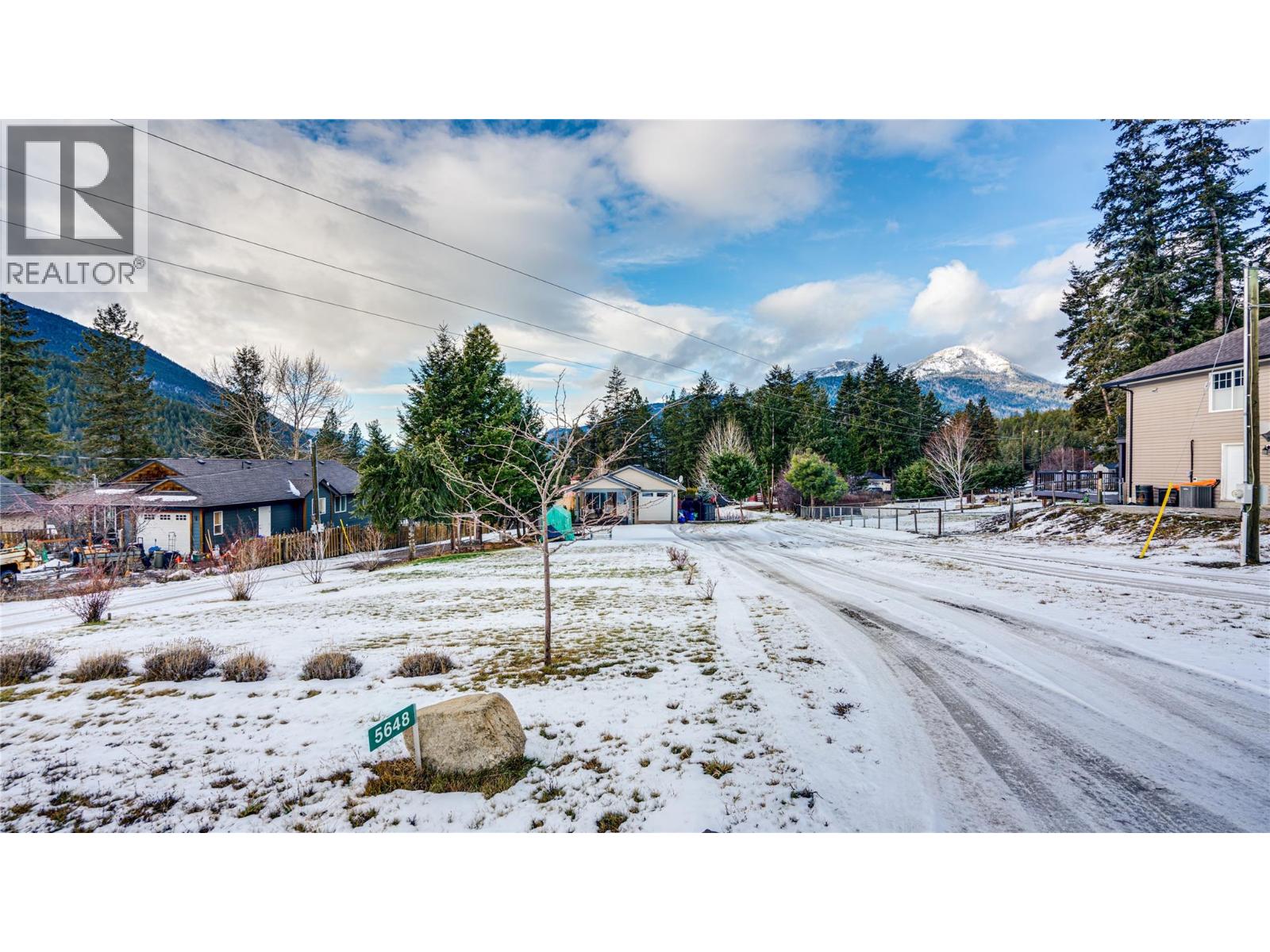 5648 Lynes Road, Falkland