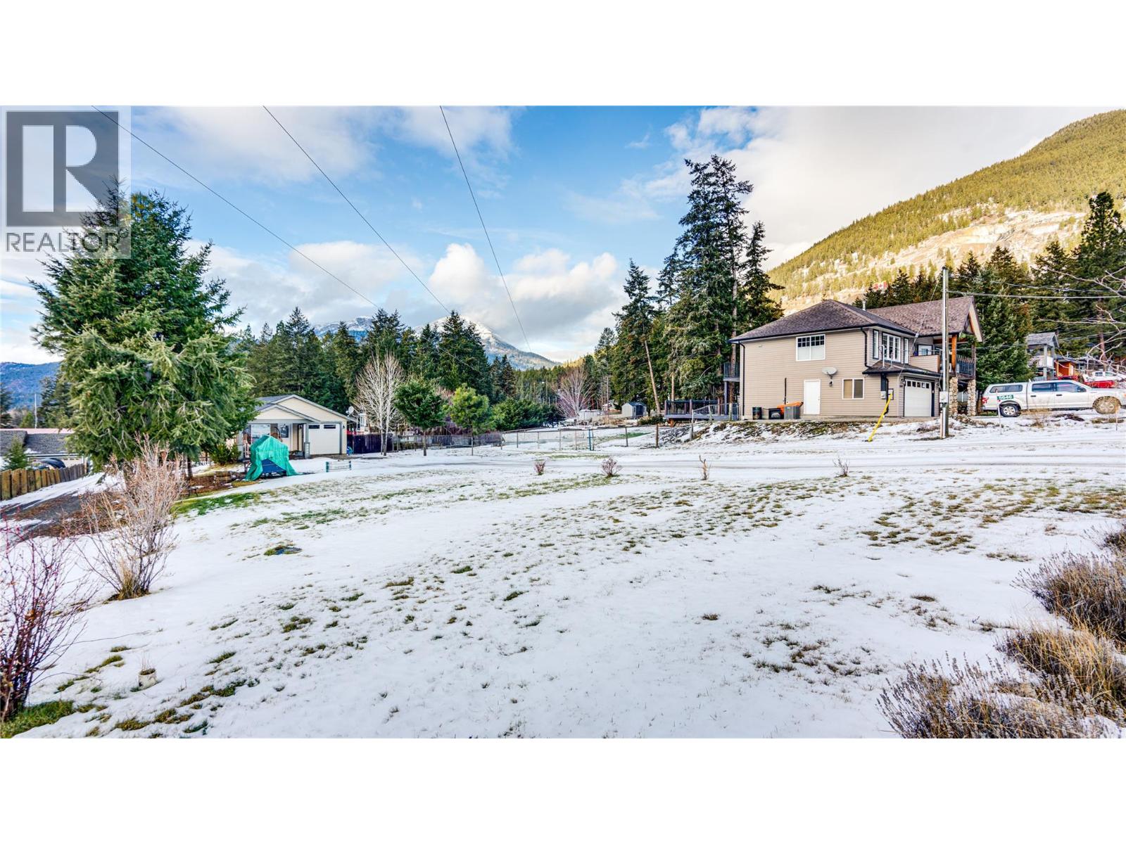 5648 Lynes Road, Falkland