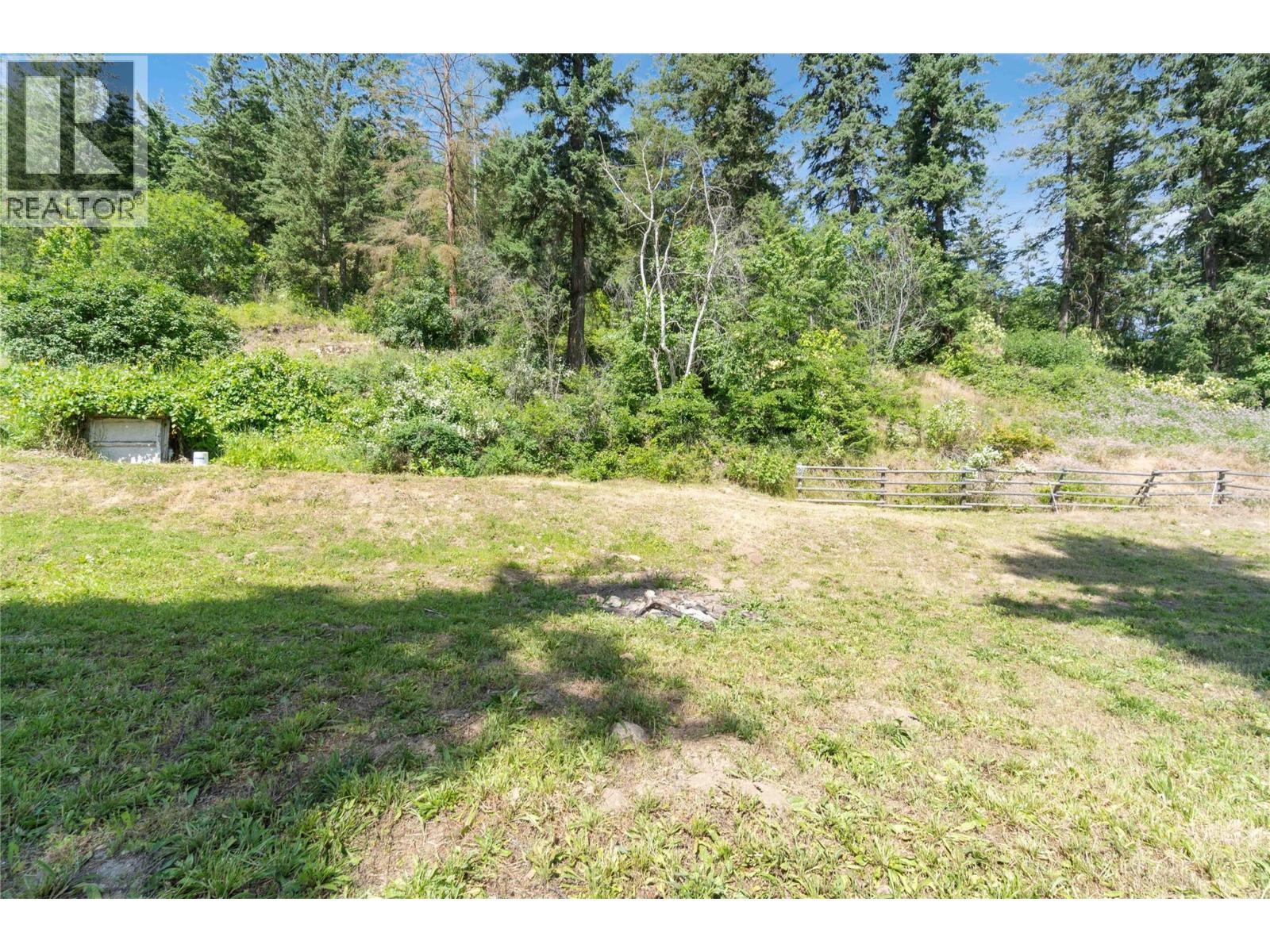  6216 97A Highway, Enderby