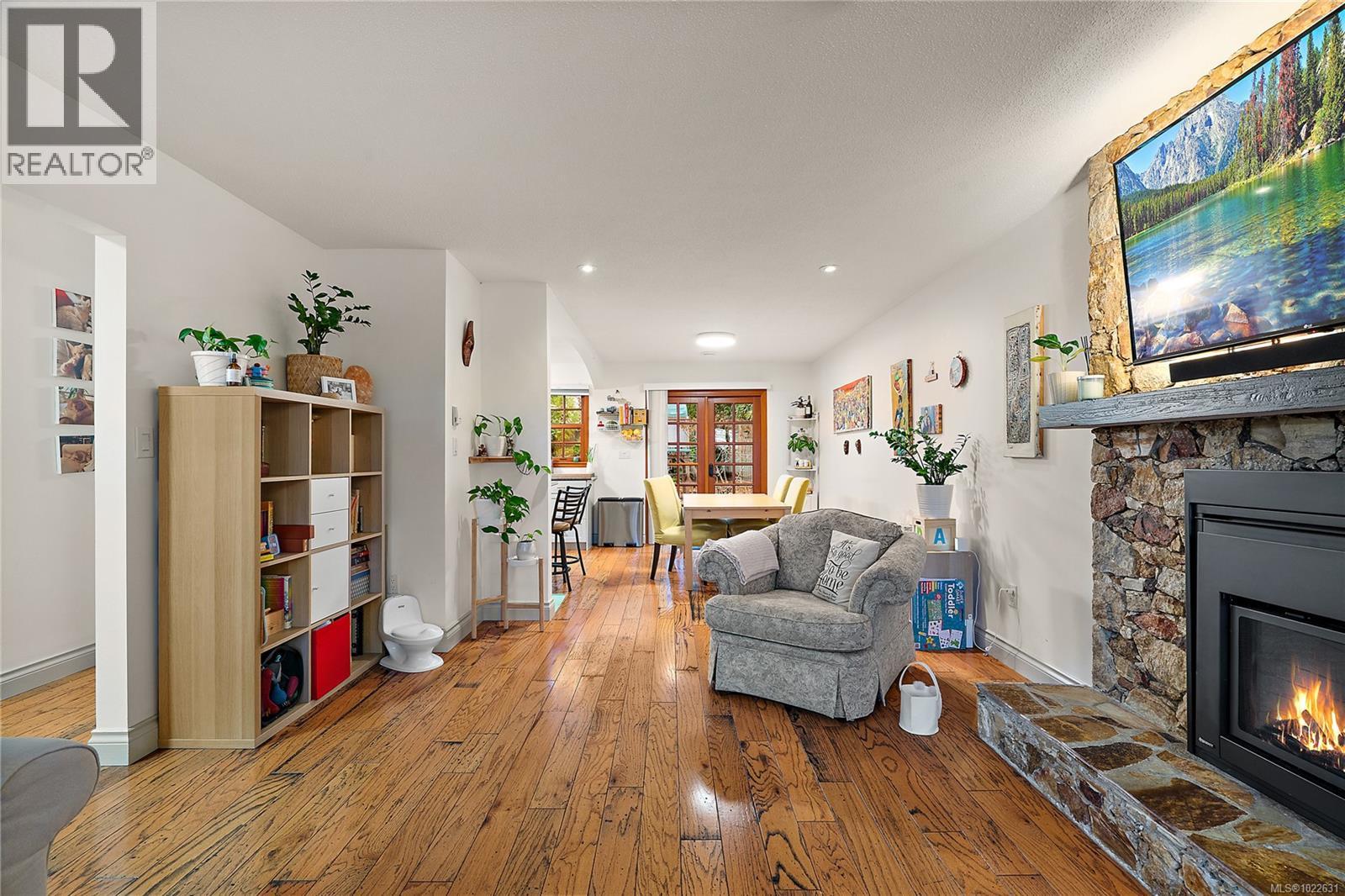 4000 Cedar Hill Rd, Saanich