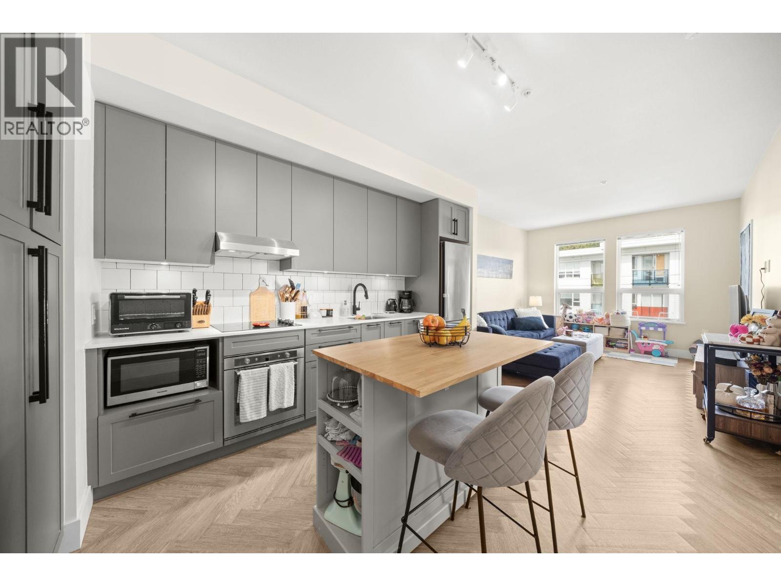 514 9228 SLOPES MEWS, Burnaby