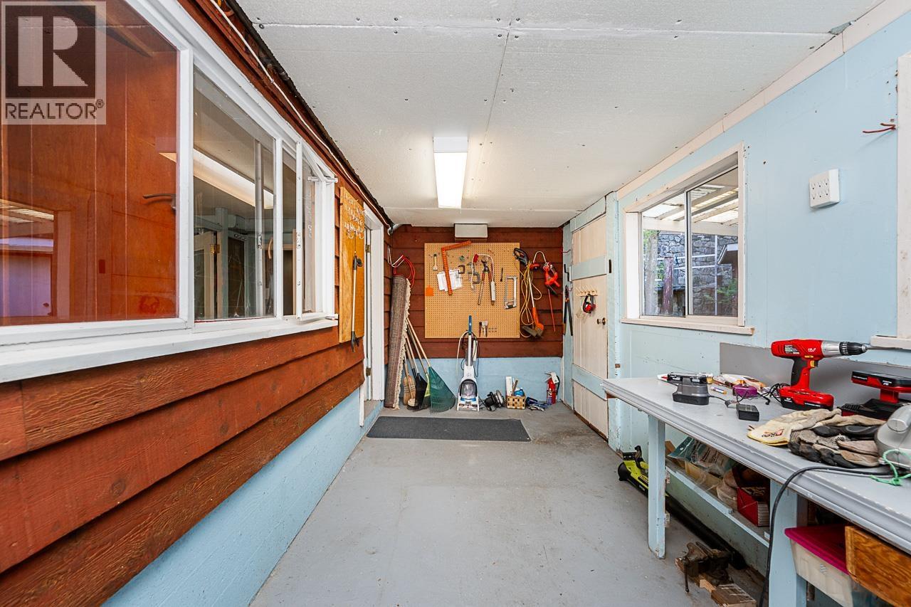 723 HANDSWORTH ROAD, North Vancouver