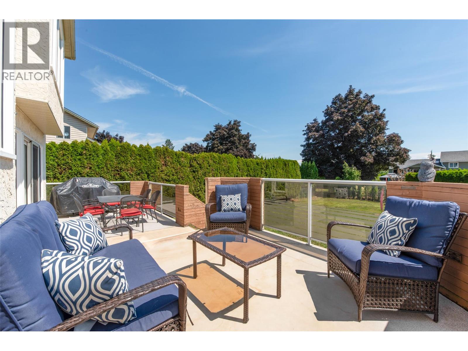  2529 Thacker Drive, West Kelowna