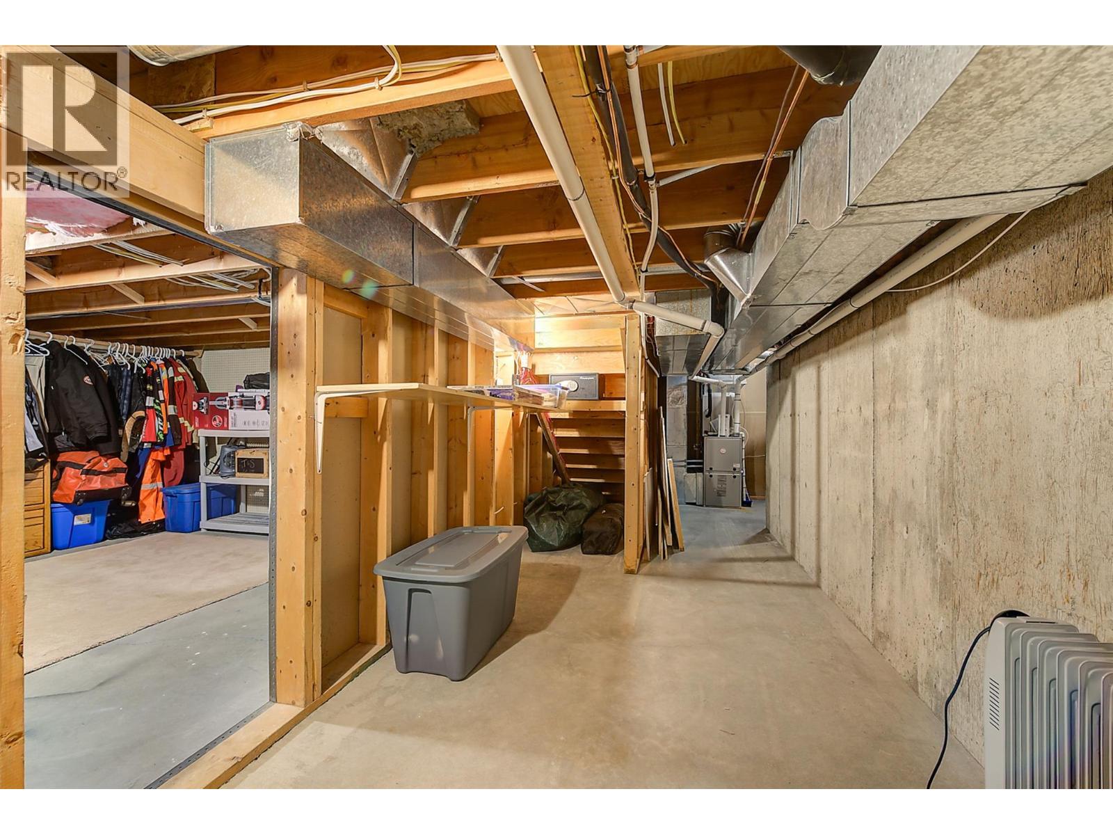  2529 Thacker Drive, West Kelowna