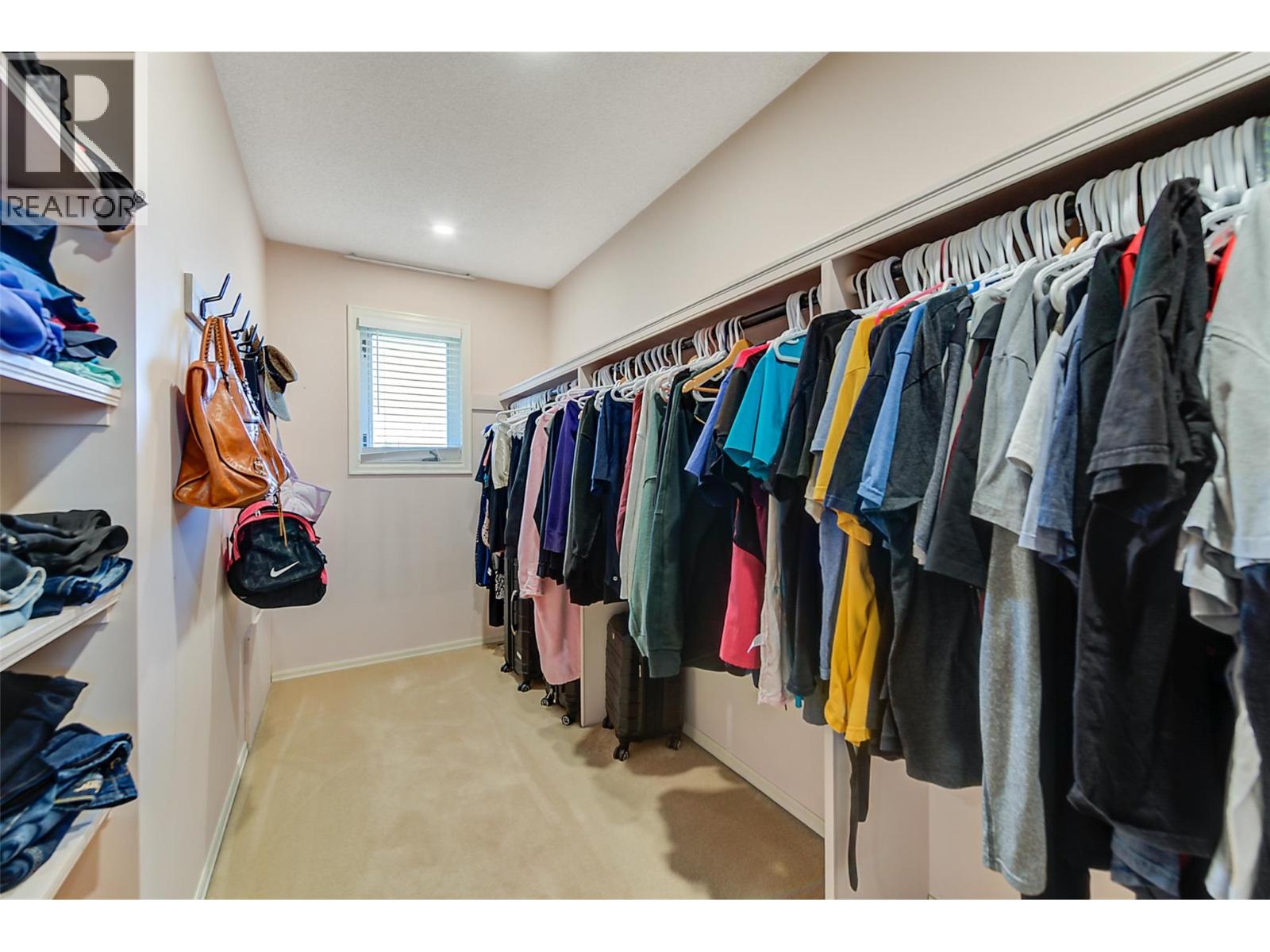  2529 Thacker Drive, West Kelowna