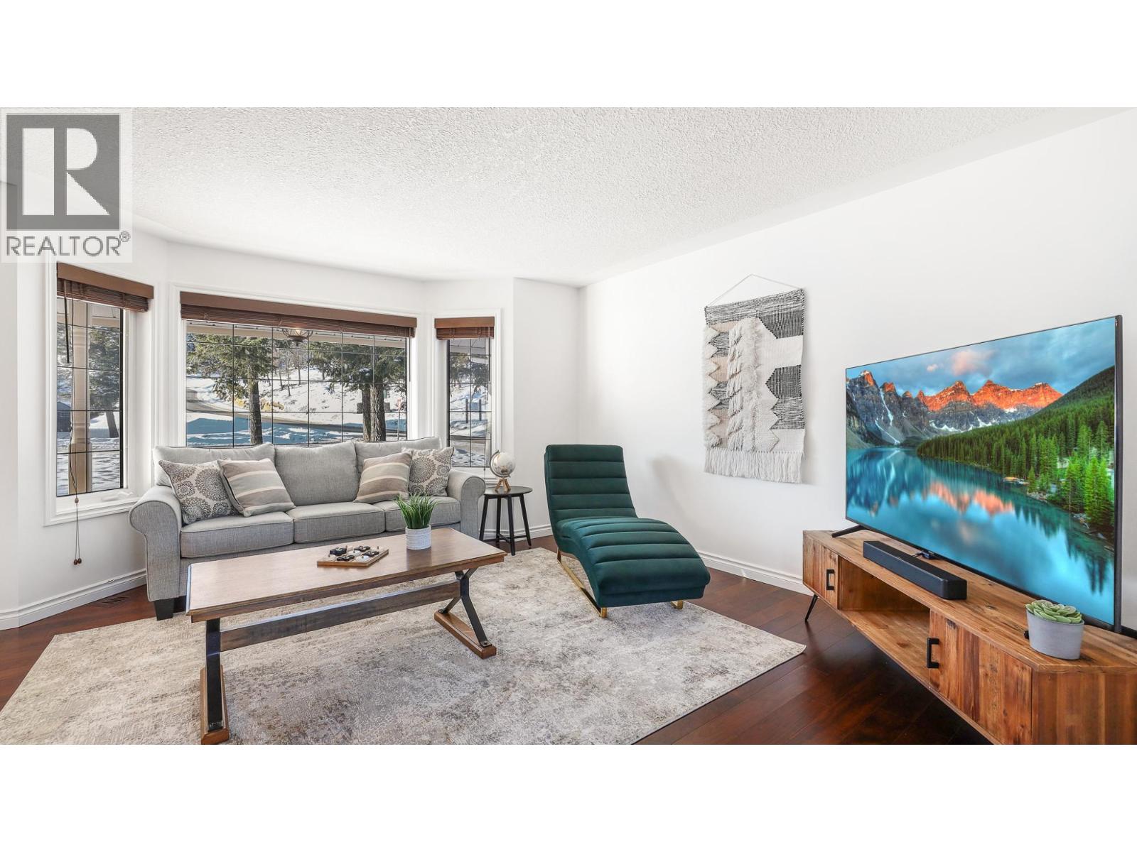 945 Westridge Way, Invermere