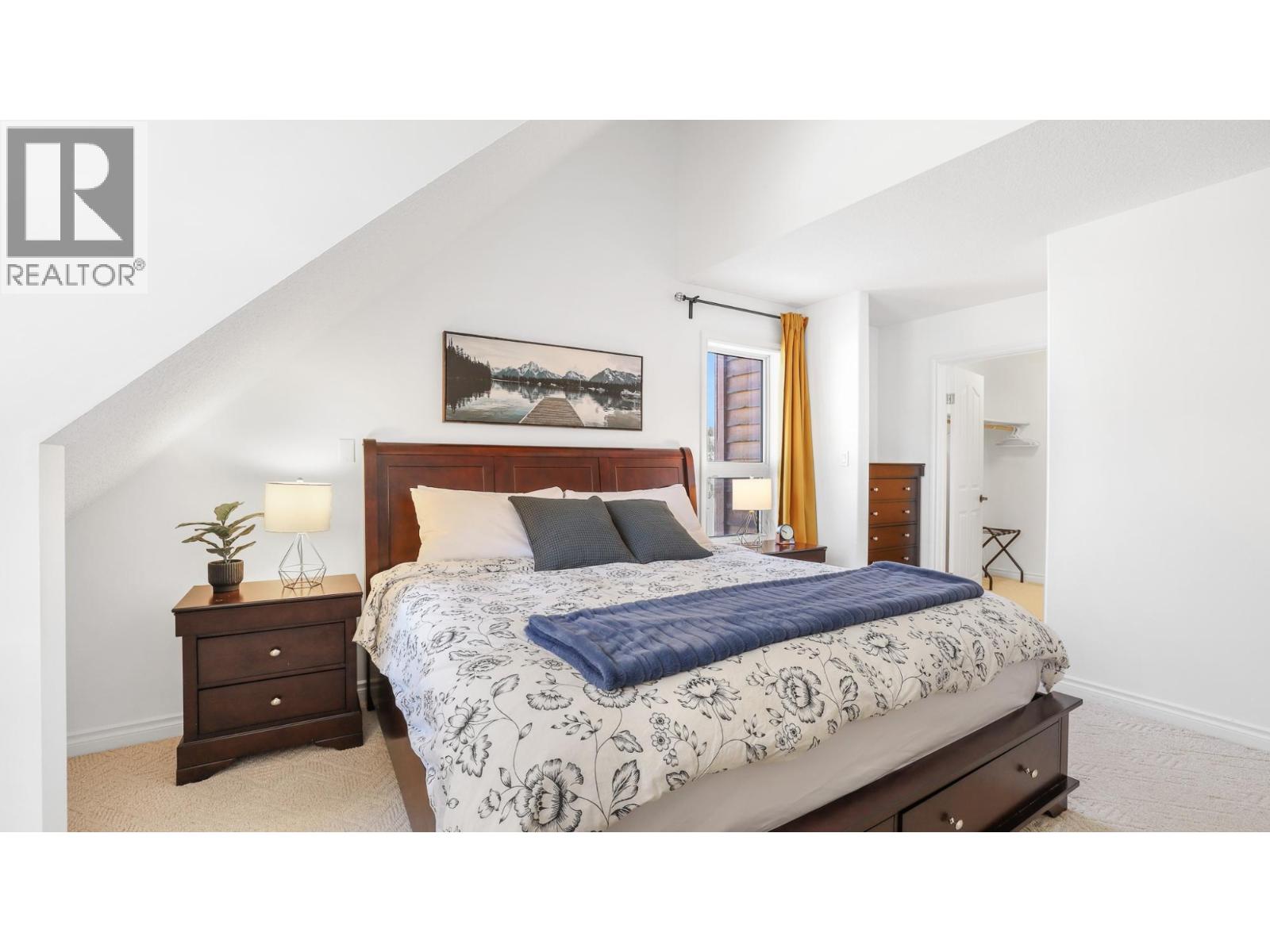 945 Westridge Way, Invermere