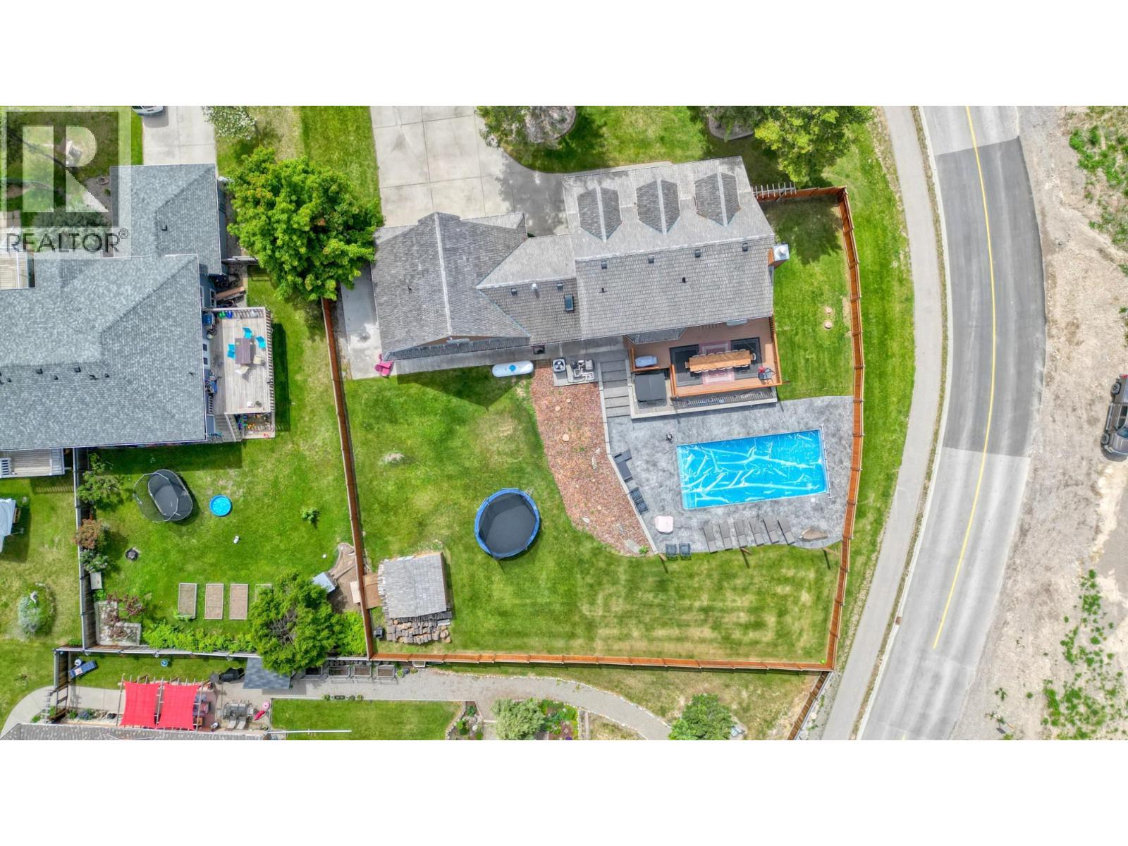 945 Westridge Way, Invermere