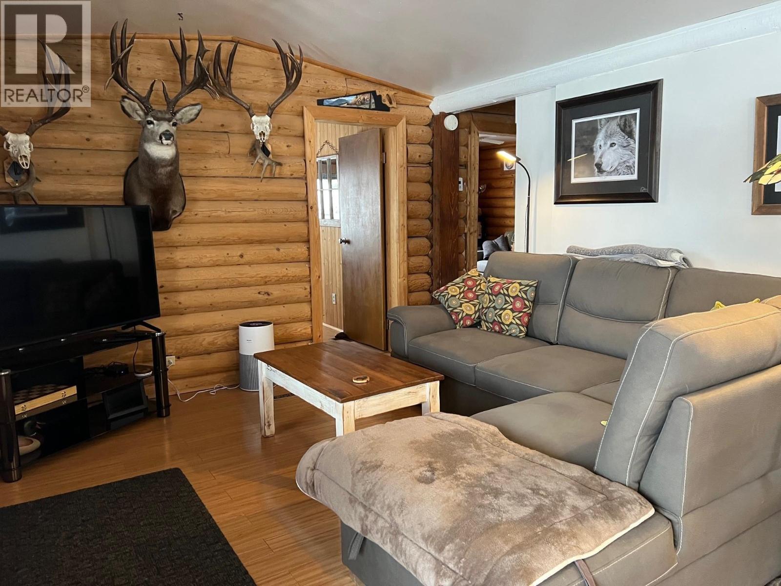 9441 BEATTIE DRIVE, Hudsons Hope